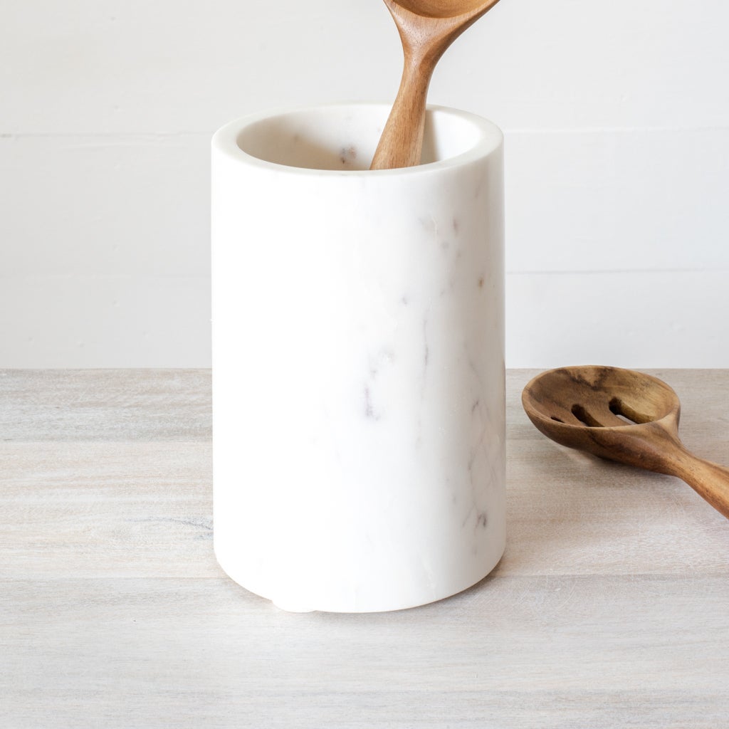 WHITE MARBLE UTENSIL HOLDER