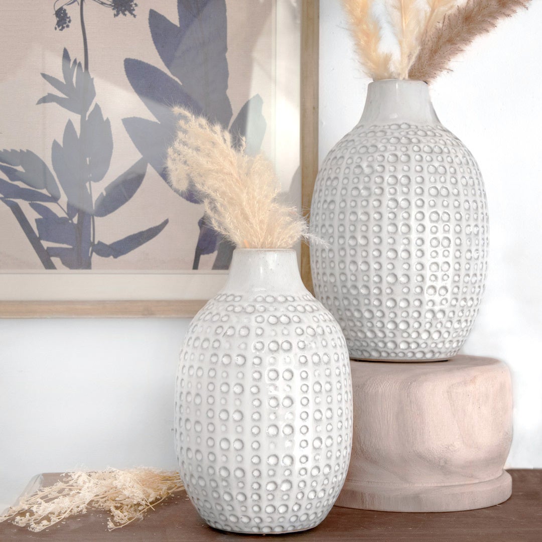 WHITE DOT PATTERN VASE