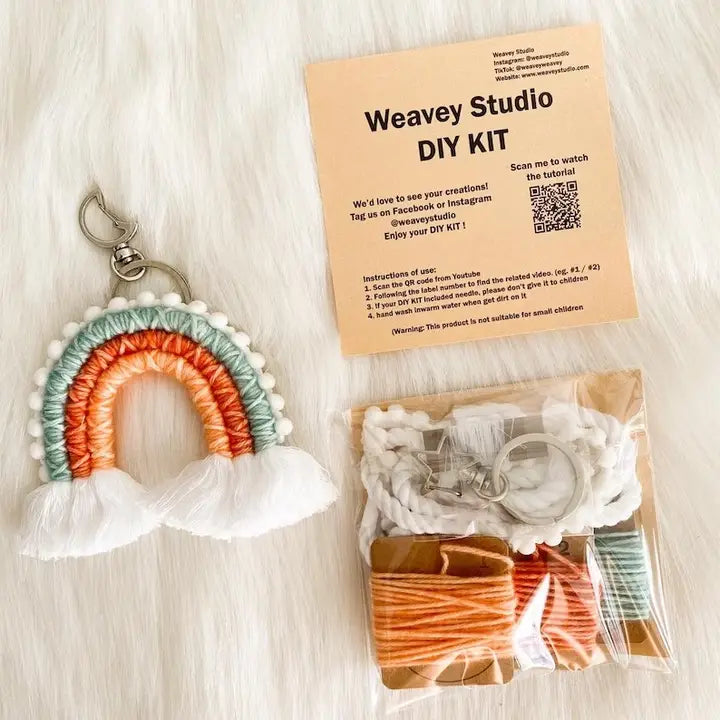Kids Birthday Party: Macrame Rainbows